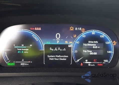 2023 Toyota Crown Xle/Limited из США, поврежденный, VIN JTDAAAAF5P3002524